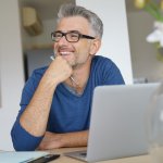 定年後再雇用をしっかり整備。高齢者が生き生きと働ける社会へ