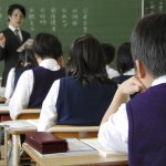 【学校の働き方改革】2022年度「小学校の教科担任制」開始の方針|教員の働き方はどう変わる?