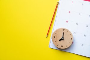 【新型コロナウイルス】「週休３日制」とは？経団連公開「オフィスにおける新型コロナウイルス感染予防対策ガイドライン」に盛り込まれ注目度急上昇