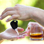 2022年10月に予定されていた「アルコール検知器による酒気帯び確認義務化」が延期に