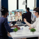 新型コロナウイルス感染症の「5類」移行!企業への影響は?職場対応はどう変えるべき?
