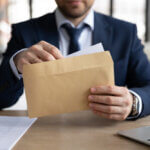 年度末に要確認！年に一度の「雇用保険被保険者数お知らせはがき」が届きます