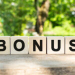 どうなる？2025年度夏季賞与｜夏のボーナス予測と賞与支払届の実務を確認