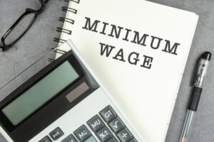 2025年度地域別最低賃金がすべての都道府県で決定!2025年10月1日から2026年3月31日までに発効