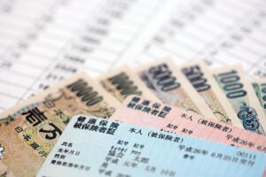 健康保険証新規発行停止！ご担当者様がおさえておくべき、2024年12月2日以降の健康保険実務対応