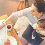 育児中の従業員のシフト、時短勤務や残業免除のルールを確認